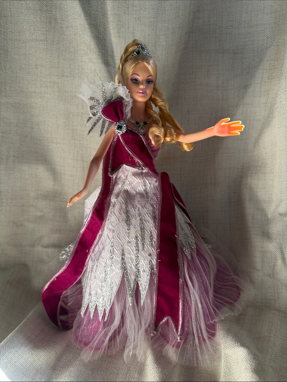 2005 Holiday Barbie by Bob Mackie - Collector's Edition
